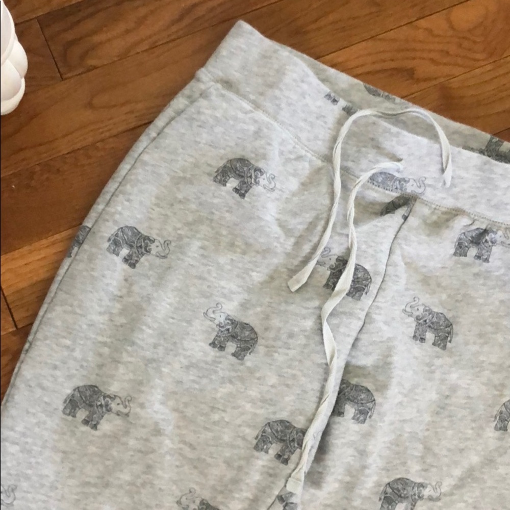 Sweatpants - Picture 2 of 3